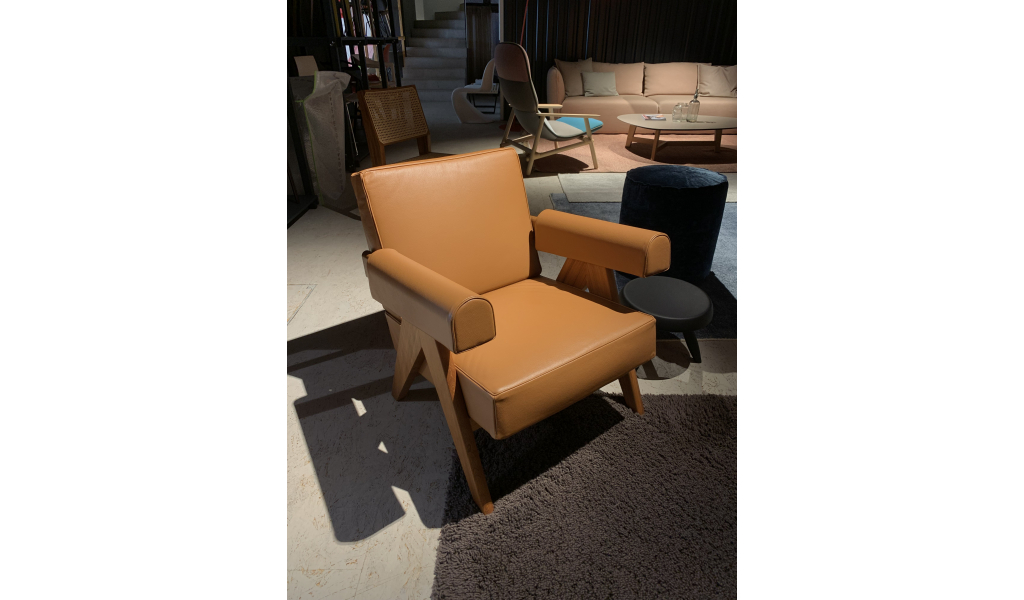 Capitol Complex Armchair - z expozice