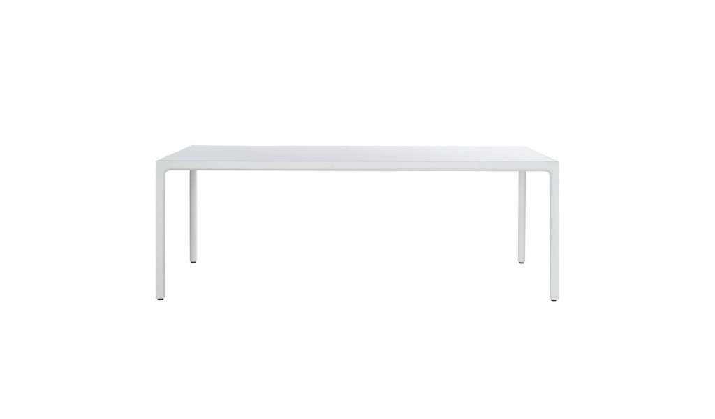 Illum table