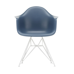 Eames Plastic Armchair DAR