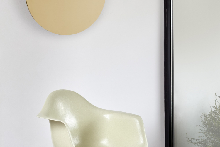 Eames Fiberglass Chair RAR