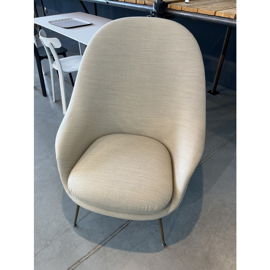 Gubi bat online lounge chair